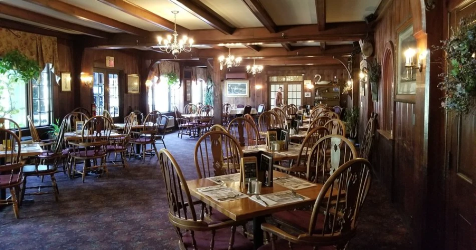 Where to Eat in Hampton Falls: Top Restaurants, Cafés & Local Favorites